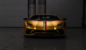 Превью обои lamborghini aventador, lamborghini, спорткар, вид спереди, золотой