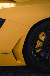 Превью обои lamborghini, автомобиль, колесо, шина, желтый