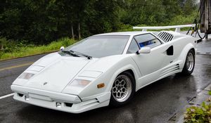 Превью обои lamborghini, countach, белый, вид сбоку