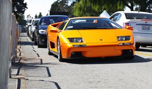 Превью обои lamborghini diablo, lamborghini, автомобиль, желтый