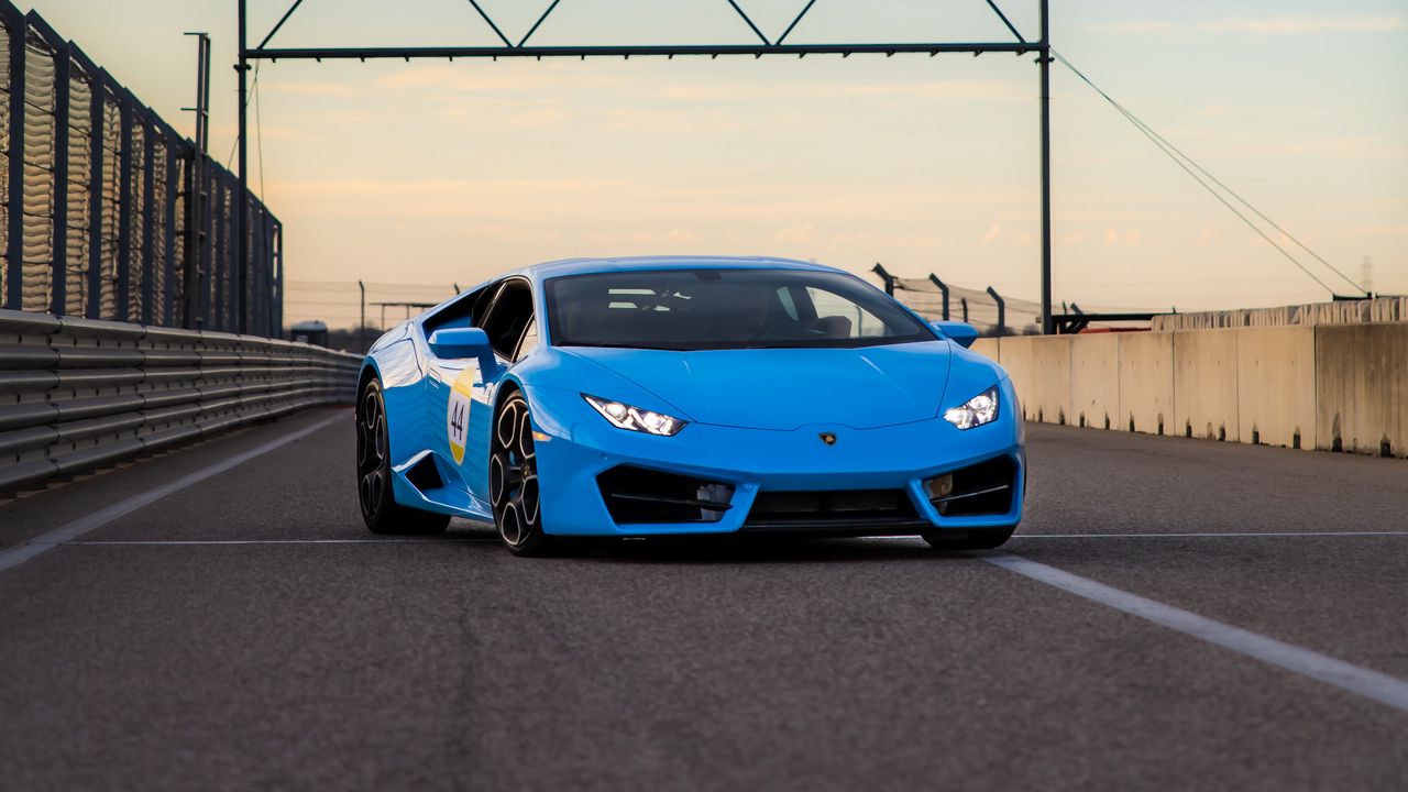 Обои lamborghini huracan, lamborghini, автомобиль, спорткар, синий, трасса, дорога