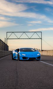 Превью обои lamborghini huracan, lamborghini, автомобиль, спорткар, синий, трасса, дорога