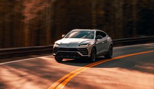 Превью обои lamborghini urus, lamborghini, автомобиль, дорога, скорость