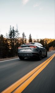 Превью обои lamborghini urus, lamborghini, автомобиль, серый, скорость, дорога