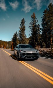 Превью обои lamborghini urus, lamborghini, автомобиль, серый, дорога