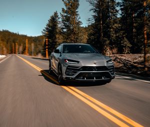 Превью обои lamborghini urus, lamborghini, автомобиль, серый, дорога