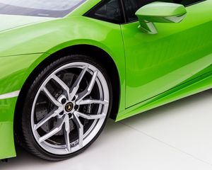 Превью обои lamborghini, зеленый, дверь, колесо