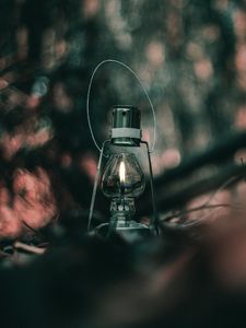 Превью обои лампа, фонарь, огонь, фитиль, размытость