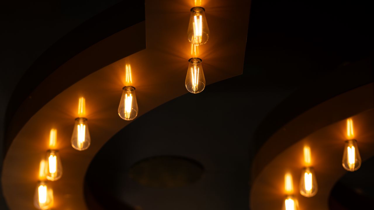 Обои лампочки, свет, боке, размытие, потолок