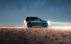 Превью обои land rover defender, land rover, автомобиль, внедорожник, серый, ночь