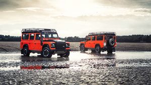 Превью обои land rover defender, land rover, автомобиль, красный, внедорожник