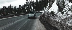 Превью обои land rover, машина, внедорожник, дорога