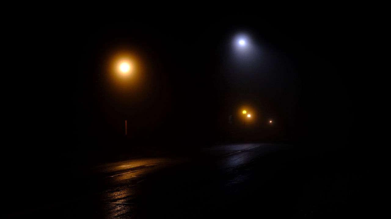 Обои lantern, road, night, glow