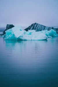 Превью обои льдина, река, исландия, холод, север, лед