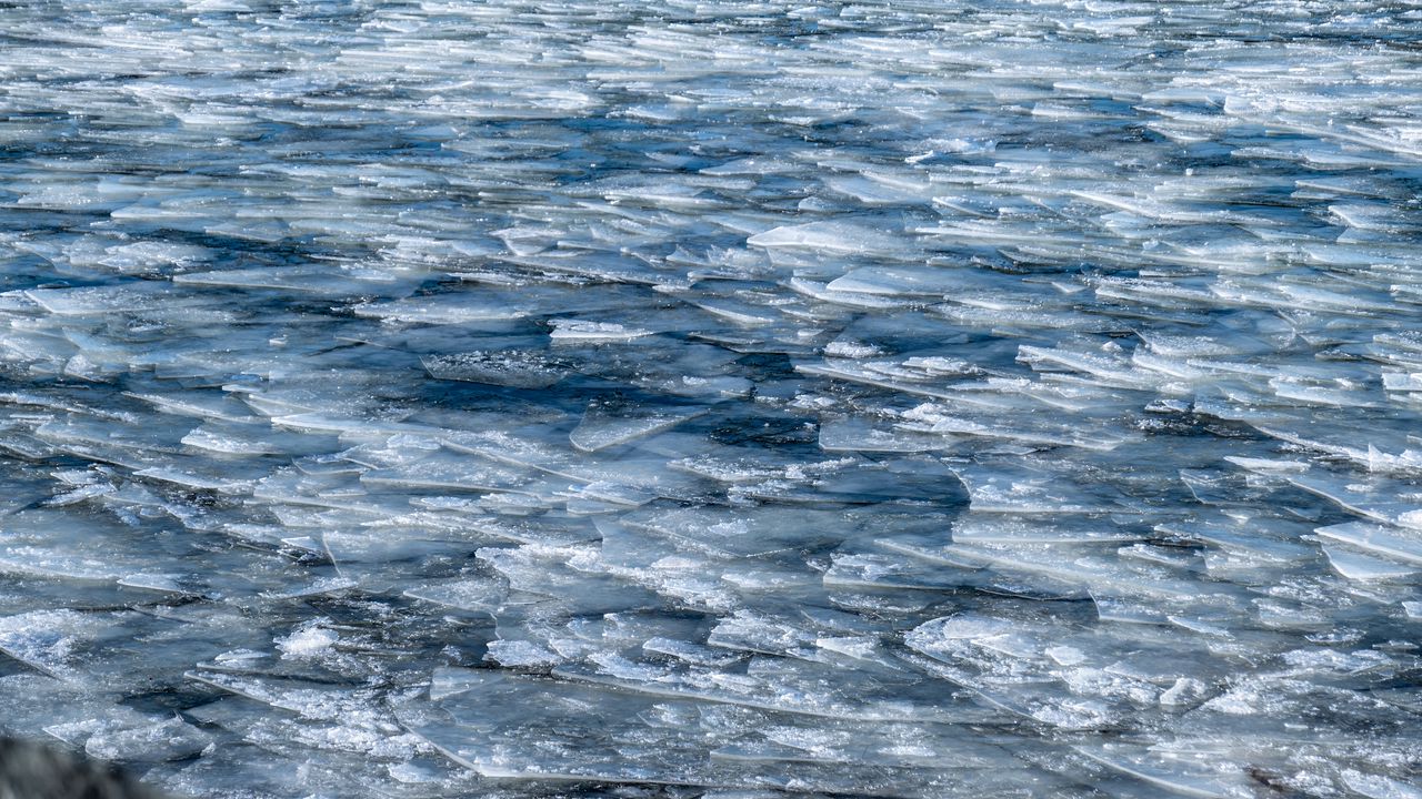 Обои лед, осколки, рельеф, вода