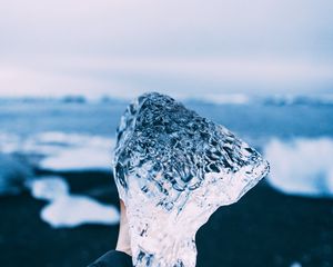 Превью обои лед, рука, льдина, замерзший, рельефный