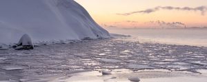 Превью обои лед, снег, озеро, берег, зима, природа
