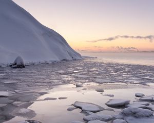 Превью обои лед, снег, озеро, берег, зима, природа