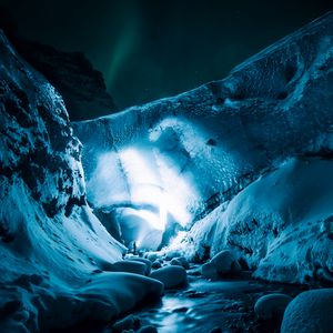 Превью обои ледяная пещера, ночь, лед