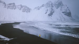 Превью обои ледник, побережье, снег, одиночество, исландия