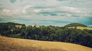 Превью обои лес, здания, небо, природа