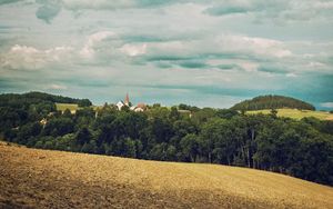 Превью обои лес, здания, небо, природа