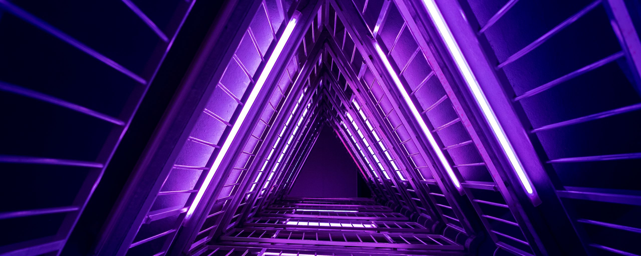 2560x1024 Обои лестница, фиолетовый, свет