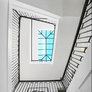 Превью обои лестница, окно, минимализм, белый, архитектура