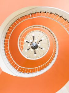 Превью обои лестница, спираль, архитектура, вид снизу, оранжевый