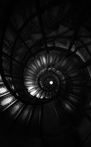 Превью обои лестница, спираль, чб, темный, архитектура, конструкция