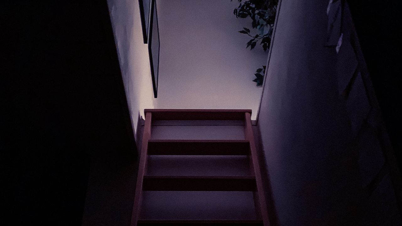 Обои лестница, ступени, комната, темный