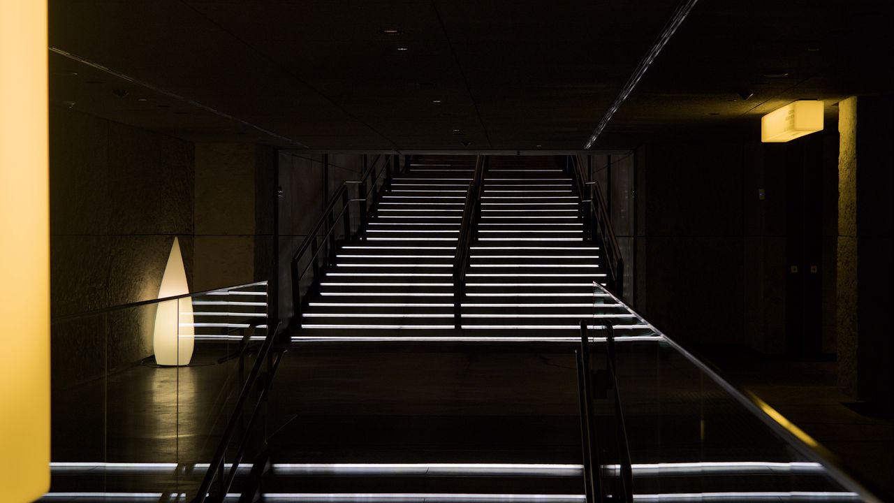 Обои лестница, ступеньки, подсветка, темный