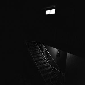 Превью обои лестница, темный, чб, помещение