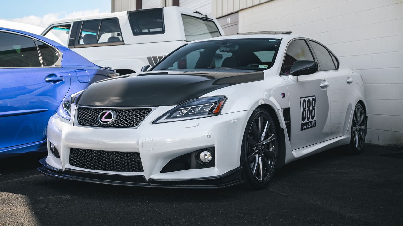 Обои lexus, автомобиль, белый, стоянка