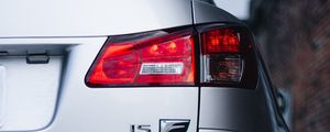 Превью обои lexus is, lexus, вид сзади, фара