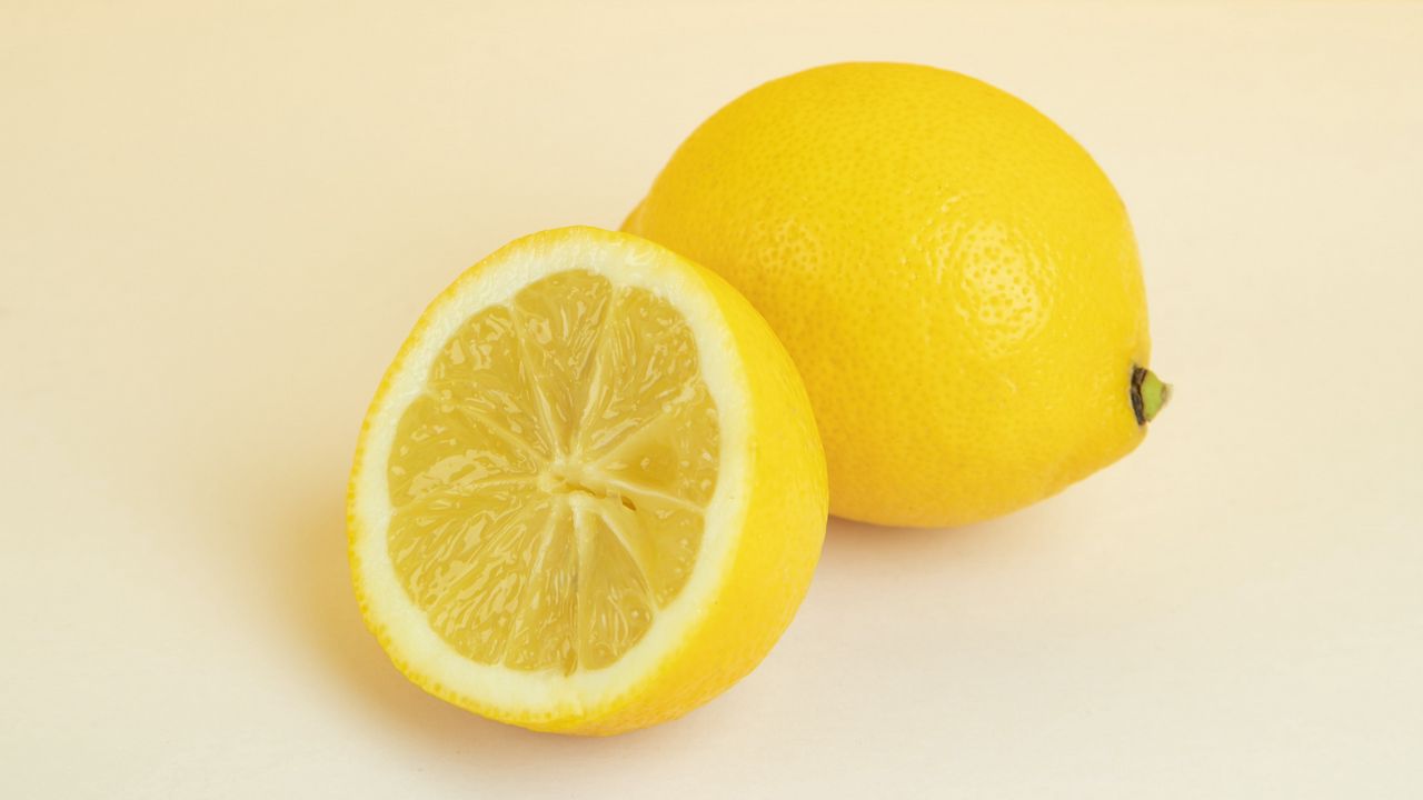 Обои лимон, фрукт, цитрус, минимализм, желтый