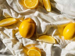 Превью обои лимоны, фрукты, цитрус, дольки, желтый
