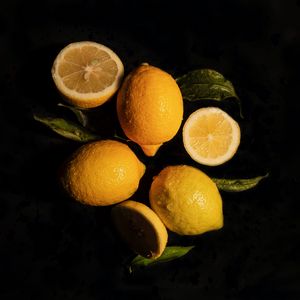 Превью обои лимоны, фрукты, цитрус, желтый, мокрый