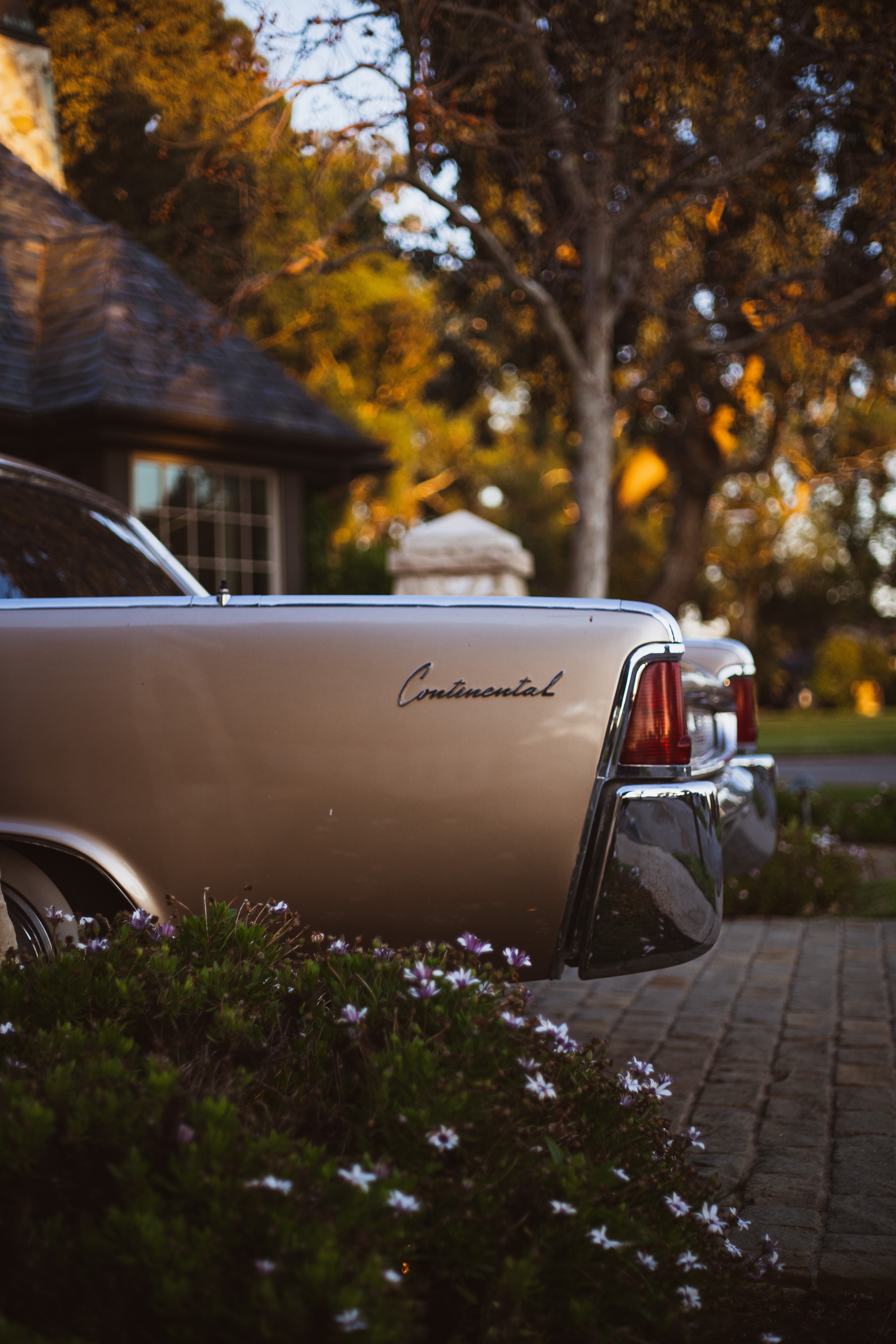 Lincoln Continental 4k