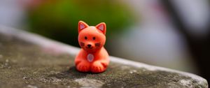Превью обои лисенок, игрушка, размытость, крупным планом