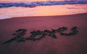Превью обои любовь, песок, надпись, пляж, берег