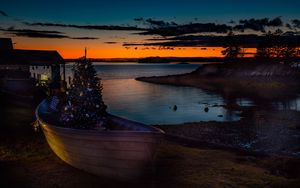 Превью обои лодка, елка, река, новый год, рождество