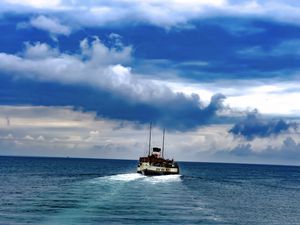 Превью обои лодка, море, океан, облака, небо