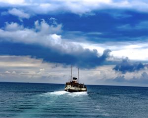 Превью обои лодка, море, океан, облака, небо