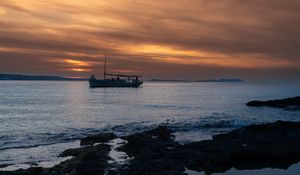 Превью обои лодка, море, природа, вечер