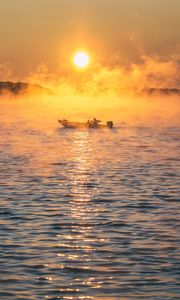 Превью обои лодка, море, туман