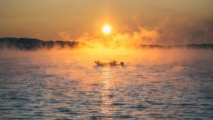 Превью обои лодка, море, туман