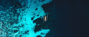 Превью обои лодка, море, вид сверху, вода, риф