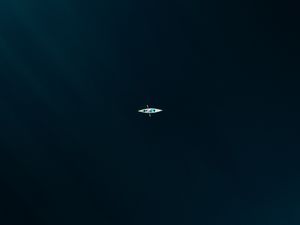 Превью обои лодка, море, вид сверху, минимализм
