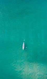 Превью обои лодка, море, вода, вид сверху, минимализм
